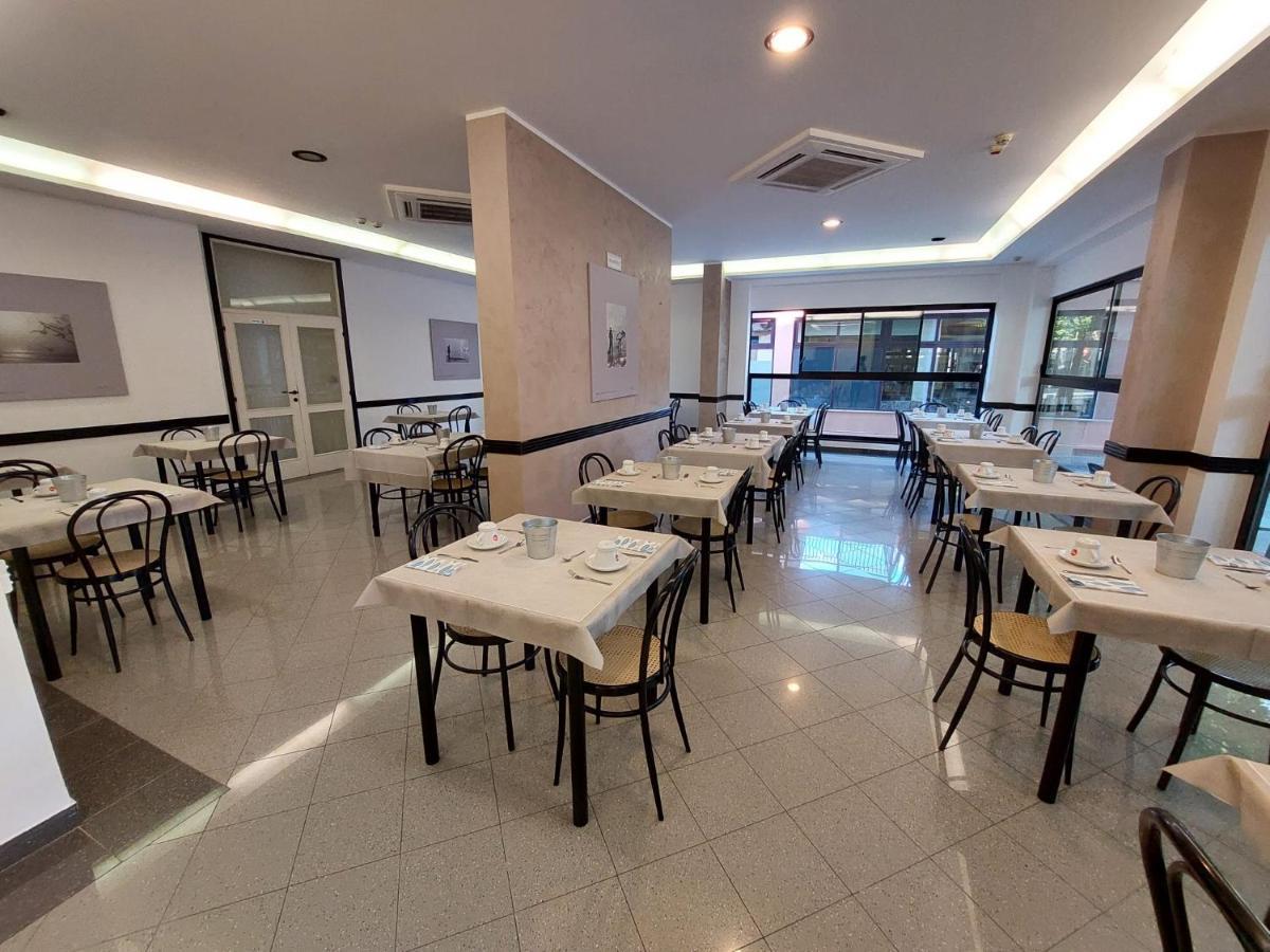 בלריה-איגאה מרינה Vinsea Hotel מראה חיצוני תמונה
