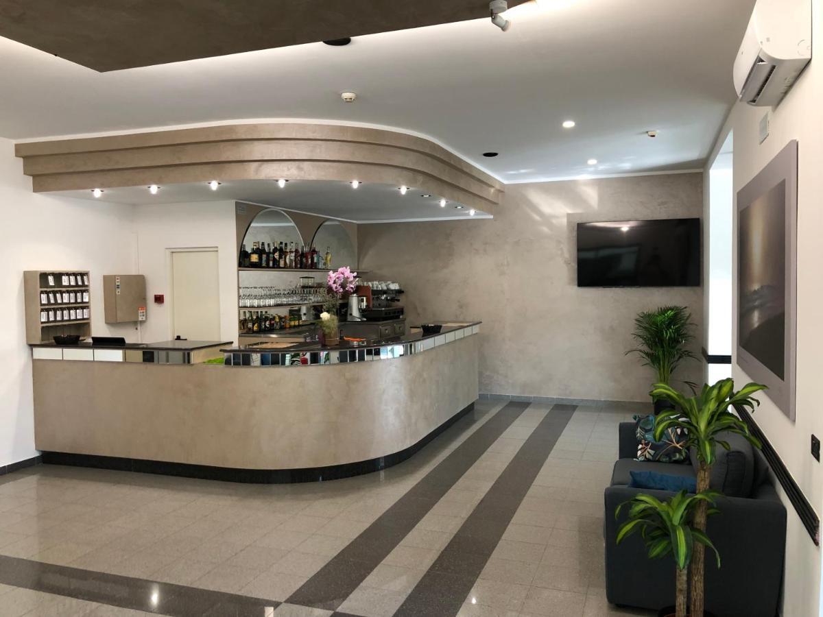 בלריה-איגאה מרינה Vinsea Hotel מראה חיצוני תמונה