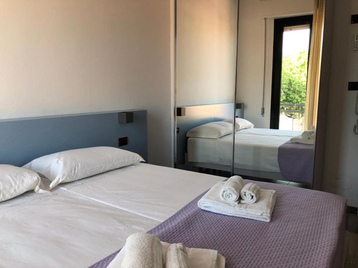בלריה-איגאה מרינה Vinsea Hotel מראה חיצוני תמונה